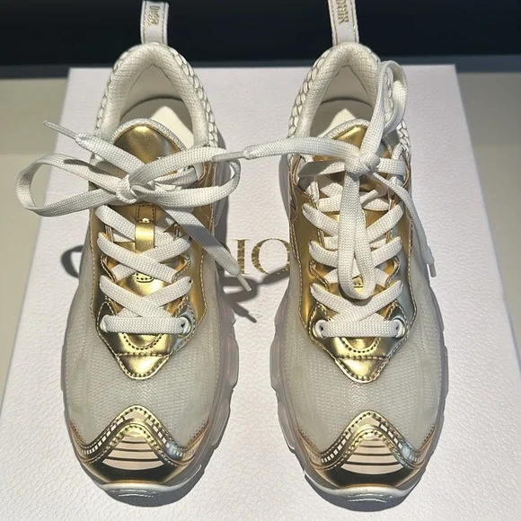 WORN ONCE perfect condition Dior Vibe sneakers, size 7 1/2! - Picture 2 of 12